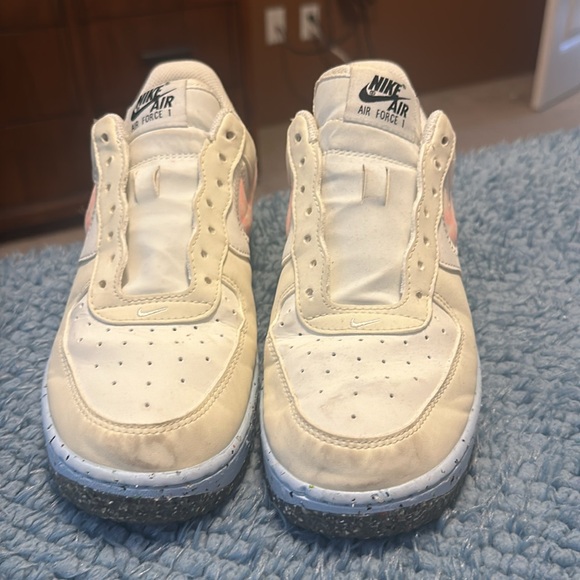 Nike Air Force - Picture 2 of 4